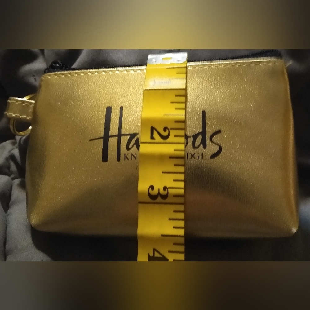 NWOT Harrods Knightbridge 5"x3 1/2" Gold Purse - Picture 9 of 9